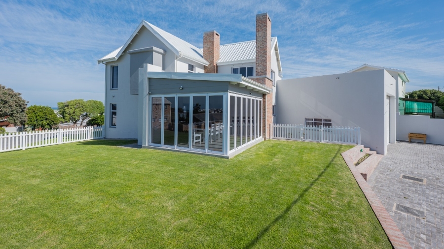 4 Bedroom Property for Sale in Agulhas Western Cape